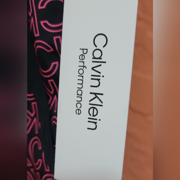 Calvin Klein Performance Printed Shorts - Picture 10 of 10